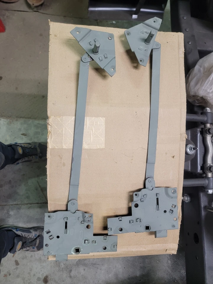 1948 To 1952 Ford Truck 5 Star Door Latches F1 F2 F3 F4 F5 F6 F7 F8 OEM - Imagem 1 de 4