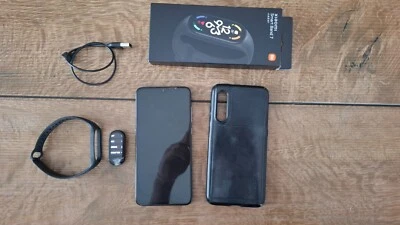 Xiaomi Mi 9 + Mi Band 7 – Smartphone e Smartband Funzionanti - Immagine 1 di 4