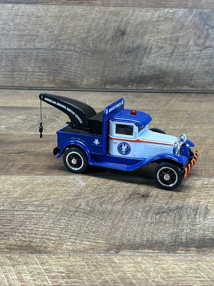 Liberty Classics 1929 Ford Modelo “A” American Airlines Banco de Vehículos de Servicio Foto 1 de 4