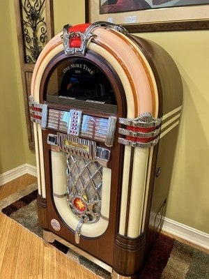 VINTAGE the real Wurlitzer "One More Time" Jukebox 1015 Bubbler - Image 1 of 4