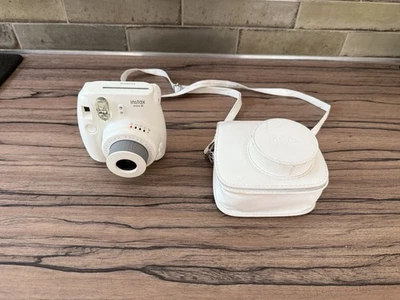 Polaroid Instax Mini 8 Fujifilm , avec pochette , fonctionnel . - Photo 1/4