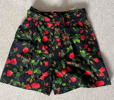 Dolce & Gabbana Shorts Women’s Size Small Black Rose Floral Pleated Tie Waist - Image 1 of 4