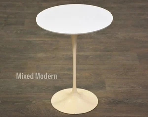Eero Saarinen White Tulip Table for Knoll - Picture 1 of 6