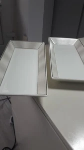 2 x Precioso Plato Pequeño Etihad Airways/Primera Clase 23cm x 11cm - Imagen 1 de 7