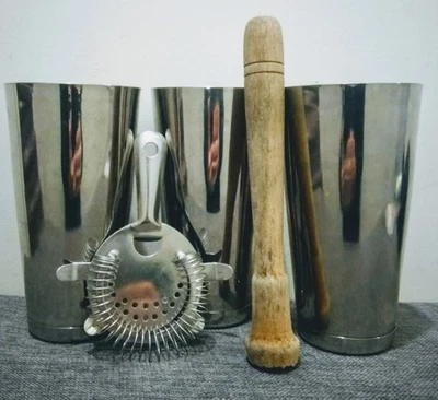 BOSTON SHAKERS x 3; + коктейльный ситечко боярышника и деревянная мельница для грязи - Изображение 1 из 4