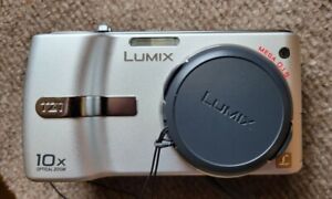 Panasonic LUMIX DMC-TZ1 5.0MP Digital Camera - Silver