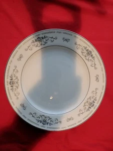 Wade Diane Fine Porcelain China Japan Dinner Plate 10 1/4 inch. Nine (9) avail. - Picture 1 of 10
