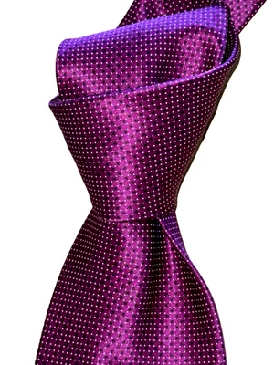 $295 Novo com etiquetas BRIONI Fushia com pindos brancos pretos feitos à mão gravata de gola de seda com estampa de 3,6” - Imagem 1 de 4