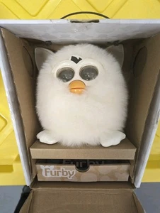 Juguete interactivo Hasbro Furby 2012 Yeti blanco raro coleccionable - Imagen 1 de 8