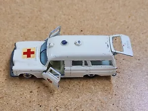 Vintage Matchbox King Size K-6 Mercedes Benz Binz Ambulance Lesney England Car - Picture 1 of 5