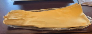 Vintage Wear Right Yellow 3/4 Forearm Gauntlet Gloves Sze 7 - Picture 1 of 6