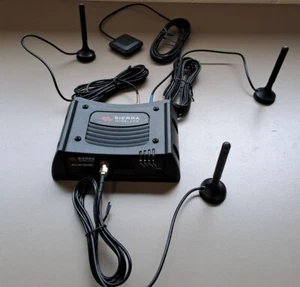 GX450 rugged secure broadband mobile gateway included Antenna : LTE GPS Wifi - Afbeelding 1 van 7