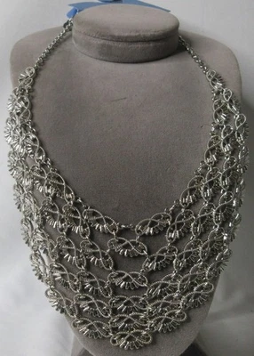 Simply Vera Wang Silver Tone Scallop Bib Statement Choker Necklace NWT MSRP $38 - Image 1 of 4