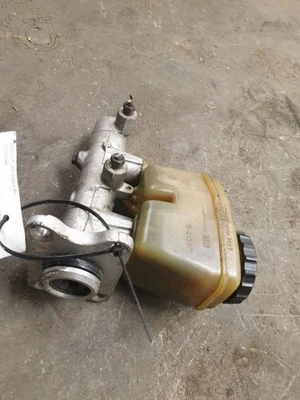 93-95 TOYOTA 4RUNNER 3.0L 4X4 EN MONTAJE CILINDRO MAESTRO FRENO  Foto 1 de 4