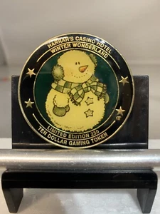 Harrah's Casino Limited Edition $10 Gaming Token Winter Wonderland Dark Green - Picture 1 of 2