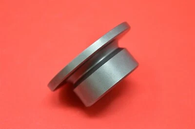 3969-23 Cuello de empuje del buje trasero (lado izquierdo - sin roscas) 1923-1927 Harley JD Foto 1 de 4