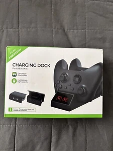 Xbox console charging dock for XSS/XSX/X1 - Picture 1 of 2