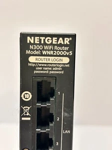 Netgear Wifi Router N300WNR2000v5 4 porty z kablem zasilającym - Zdjęcie 1 z 6