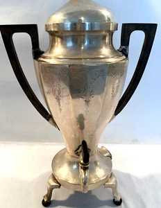 Perculadora y dispensador Landers Frary Clark antiguos enchapados en plata de 1914 - Imagen 1 de 9