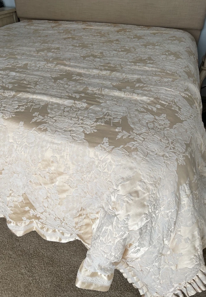 Edredón CROSCILL Etiqueta Blanca Dorado y Azul King 2 Fundas King y 3 Fundas Euro LEER Foto 1 de 4