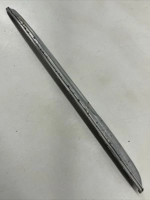 Cadillac 1941 guardabarros derecho moldura m2 Foto 1 de 4