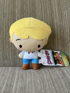 Warner Bros Scooby Doo Chibi Fred Freddy Plüschpuppe Spielzeugfabrik 7 Zoll mit Etikett - Bild 1 von 4