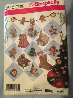 Unused pattern Christmas ornaments, stocking, tree skirt, dated 2009 Simplicity - Image 1 of 2