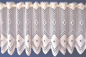 FALLING DIAMONDS A WHITE CAFE NET CURTAIN ABSTRACT MOTIF DESIGN BY THE METRE - Picture 1 of 5