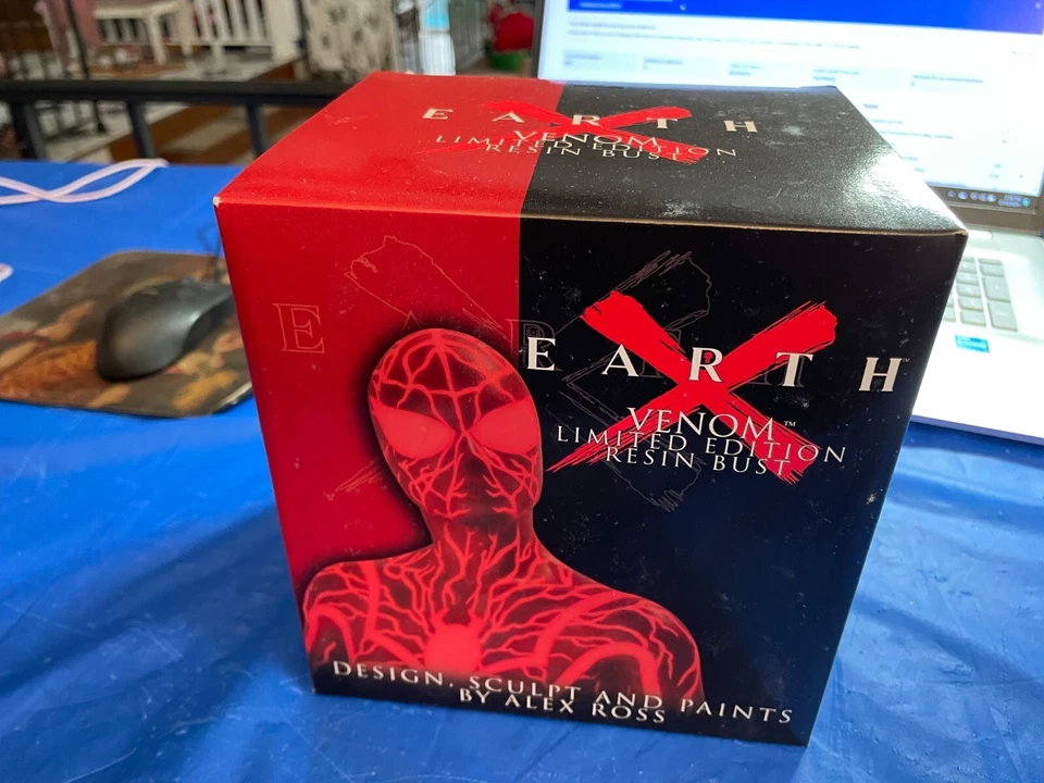 Dynamic Forces Alex Ross Earth X Venom Spidergirl Limited Edition Bust