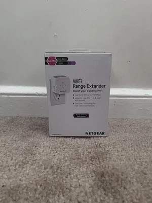 NETGEAR - AC750 WiFi Range Extender and Signal Booster, Wall-plug, 750Mbps - Image 1 of 4