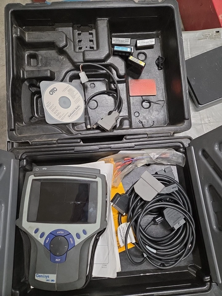 Kit de escáner de diagnóstico GENISYS SPX OTC con estuche y extras ABS 98 Pathfinder II Foto 1 de 4