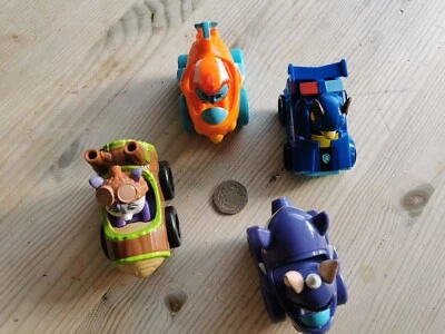 Hasbro 4 X Paw Patrol Vehicles - Image 1 of 4