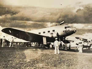 KNILM DC2 & IMPERIAL AIRWAYS DORADO AT SINGAPORE c1935 PHOTOGRAPH - Picture 1 of 2