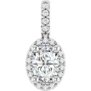 Colgante estilo halo de diamantes y moissanita cultivada en laboratorio de 0,05 CTW en oro blanco de 14 k - Imagen 1 de 3
