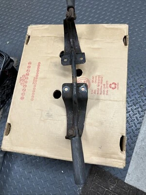 Benelli 250 Phantom脚钉和支架 — 第 1/3 张图片