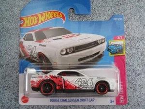 H2207 Dodge Challenger Drift Car Blanco Hot Wheels 2022 207/250 CaseL - Imagen 1 de 2