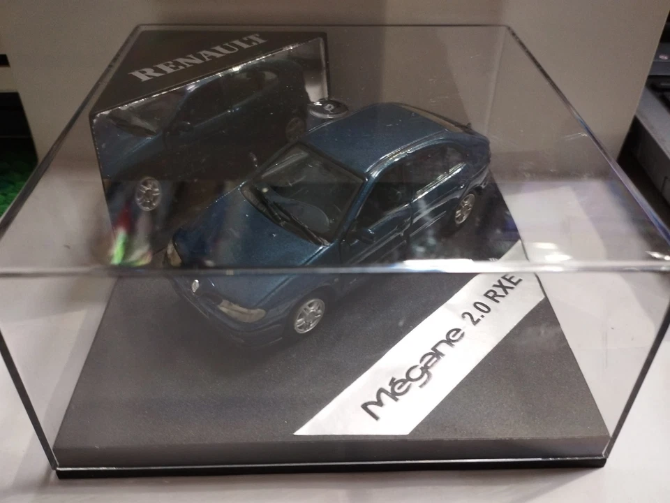 Vitesse Renault Megane 2.0 RXE Scala 1/43 - Immagine 1 di 1