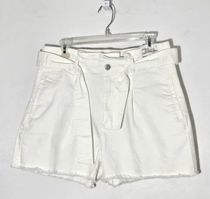Calvin Klein Women White Short Denim Belted Pockets Raw Hem Frayed Size 31 NWT - Picture 1 of 12