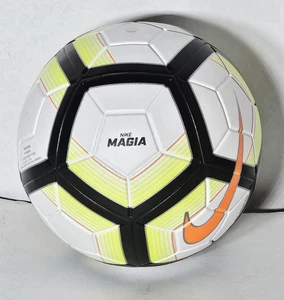 *** Nike Team Magia (Matchball) NEU Futbol/Fußballball (SC3252-100) Größe: 5 - Bild 1 von 4
