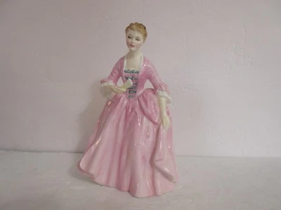 ROYAL DOULTON A Hostess of Williamsburg Figurine HN 2209 - Made in England - Image 1 of 4