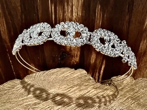 Tiara corona de estrás plateada para mujer regalo para todas las ocasiones - Imagen 1 de 3