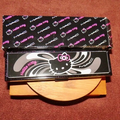 Mac Lucky Tom Shadows Eyeshadow Palette Hello Kitty Collect Limited Edition LE - Image 1 of 3