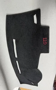 2015-2016-2017-2018-2019-2020-2021 V.W. FUNDA DE TABLERO GOLF/GTI NEGRA POLIALFOMBRA - Imagen 1 de 7