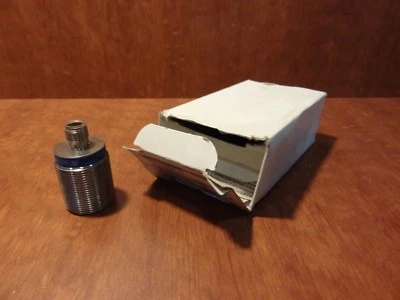 Telemecanique XS1 N30PA349D proximity switch  - Image 1 of 2