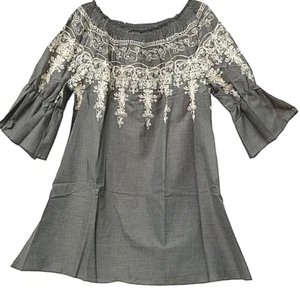 Paisley Vine Women's Blouse Plus 1XL 3/4 Bell Sleeve Gray White Smock Neck New - Picture 1 of 12
