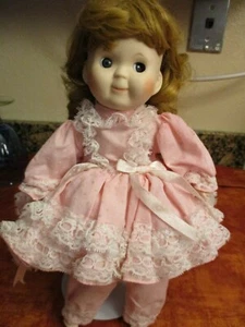 Vintage 1986 Seymour Mann Porcelain Doll 13" Tall - Picture 1 of 7