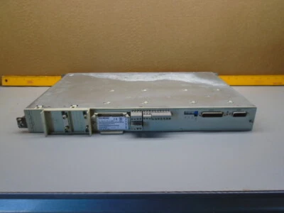 Siemens Simodrive W28 6SN1118-0BJ11-0AA0 y 6SN1123-1AA00-0CA0 Foto 1 de 4