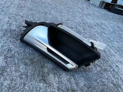 RIGHT FRONT INTERIOR DOOR HANDLE ASSEMBLY 64K OEM 13-17 AUDI A5 S5 RS5 8T - Image 1 of 4
