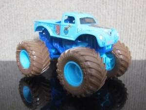 Hot Wheels Monster Jam Whiplash w/Blue Rims 1:64 Scale Blue Brown Tires - Picture 1 of 12
