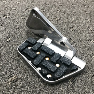 Reposapiés trasero derecho Honda GL1200 1984 1985 1986 1987 Goldwing Interstate Foto 1 de 3